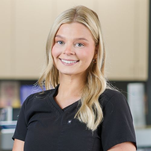 Meganne 2026 team page photo Mamie - Dental Assistant